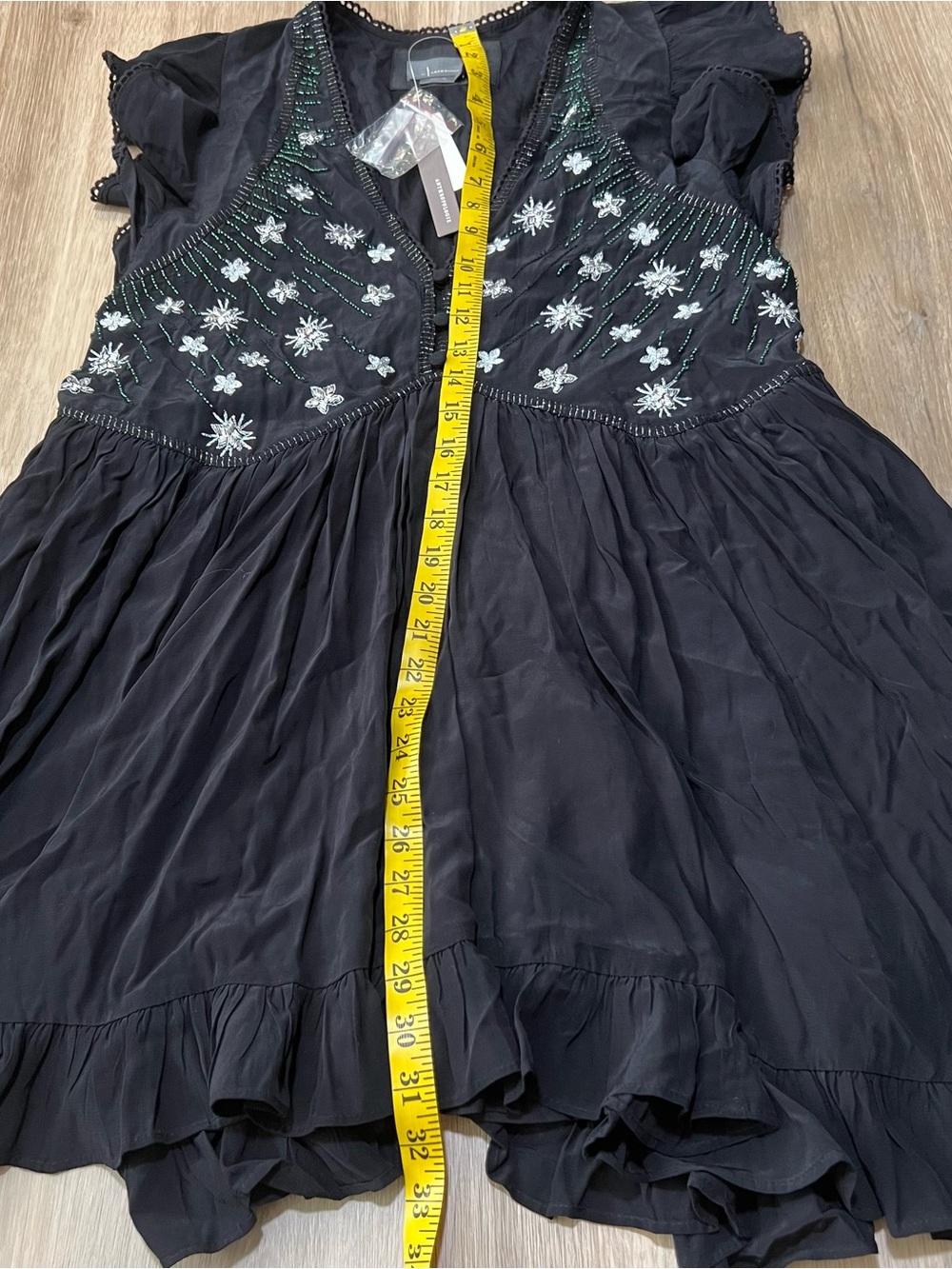 Anthropologie v neck sequin deco swing dress in black size medium - Picture 11 of 13
